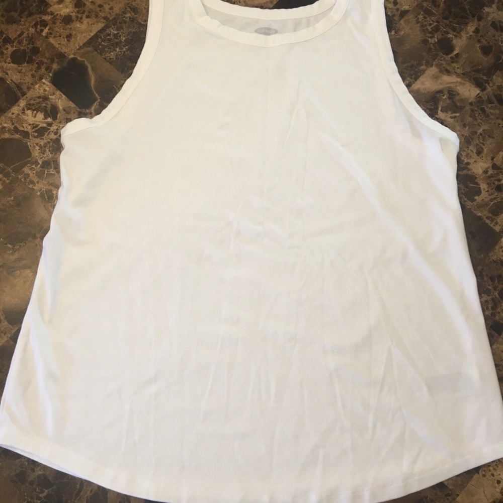 Women’s 2X Slim Fit sleeveless t-shirt